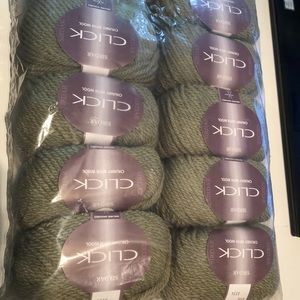 Sirdar England chunky yarn wool & acrylic blend